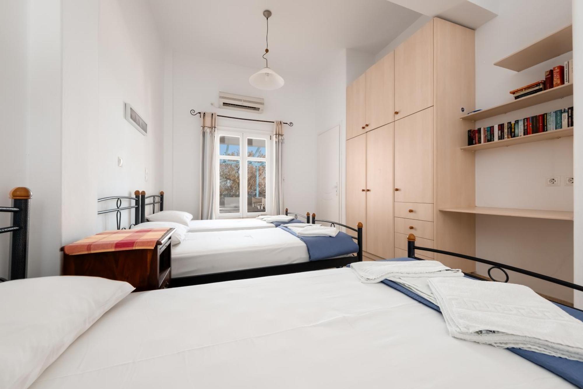 Afroditi Studios Parikia  Ngoại thất bức ảnh